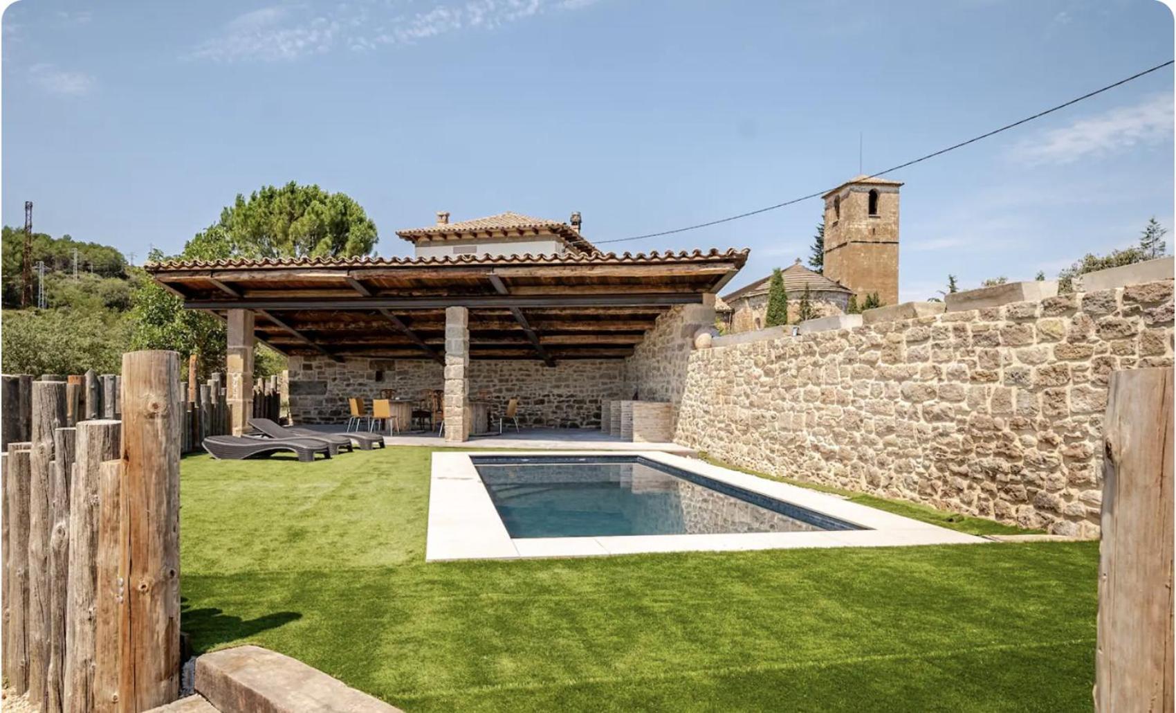 La Torreta D'Olius Villa Luaran gambar
