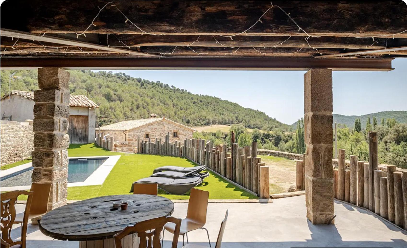 La Torreta D'Olius Villa Luaran gambar